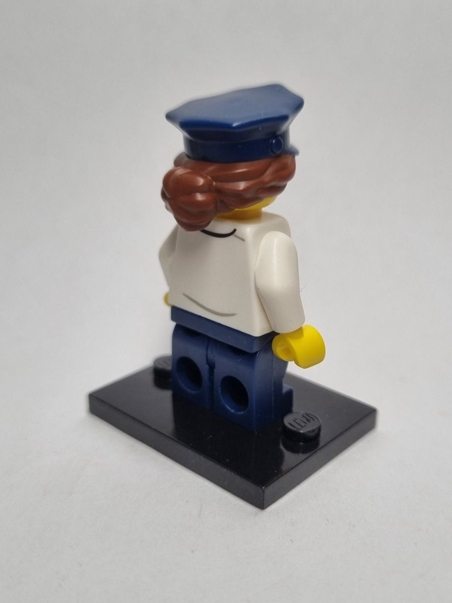 Lego Baukästen: LEGO LEGOLAND BAM Late 2023 Polizeichefin – Neu (gemäss Beschreibung) aus Basadingen von NekoBricks 4