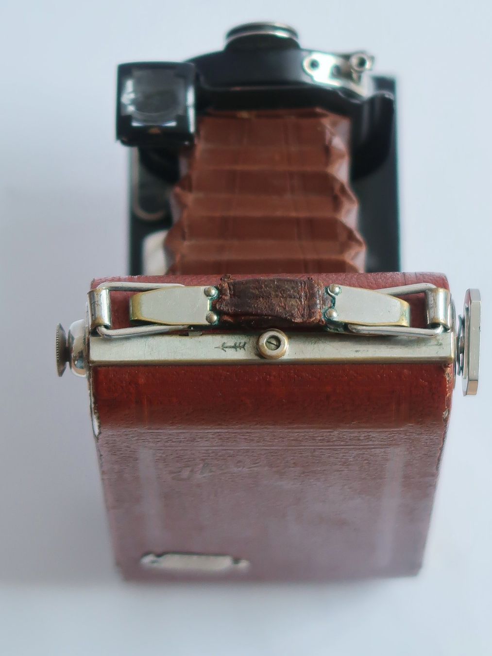 Ihagee Fotocamera: Ihagee Ultrix Simplex 1360 Luxus mit braunem Lederbezug – Usato da Luzern venduto da eAladin 5