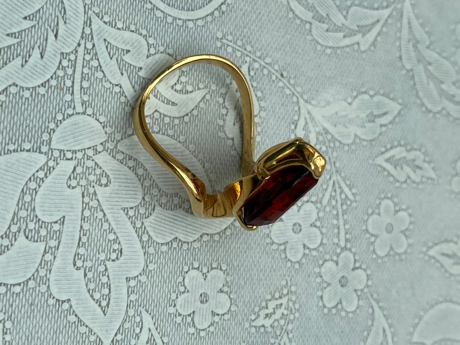 Ringe: Spezieller Ring 18 K GG mit grossem Citrin – Gebraucht aus Wettingen von taloo 3