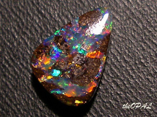 Pietre preziose: theOPAL *** TOP BOULDER MATRIX OPAL 2,43ct (Australien) *** – Nuovo e nell'imballaggio originale da Ebnat-Kappel venduto da theOPAL