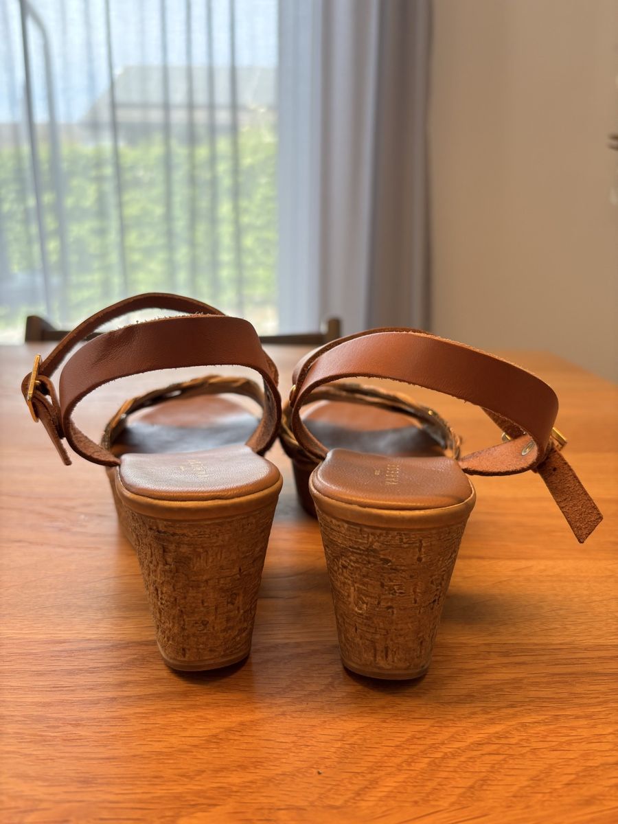 Scarpe da donna: Plateau Sandalen Varese – Usato da Muhen venduto da Claudi1985 1