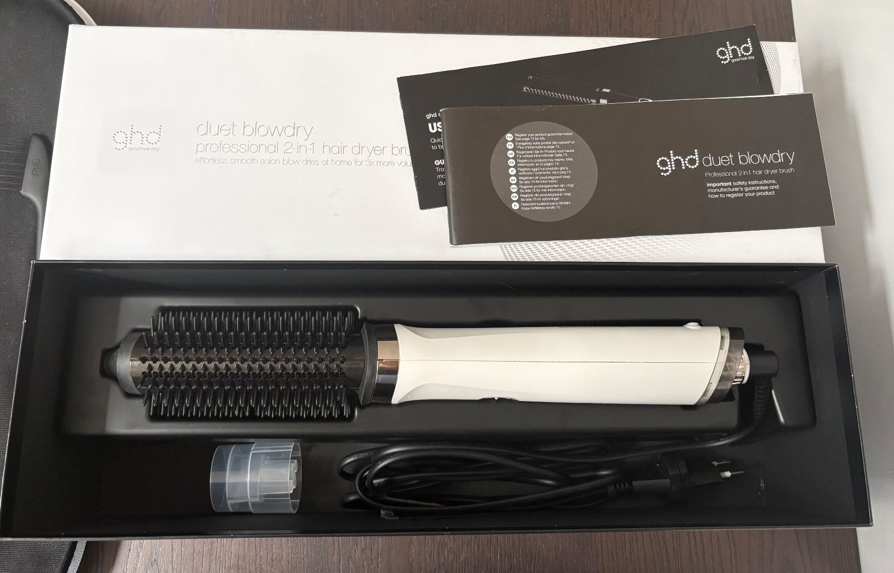 GHD Föhn: GHD- Duet Brush Blowdry – Gebraucht aus Luzern von VEL_7mlv