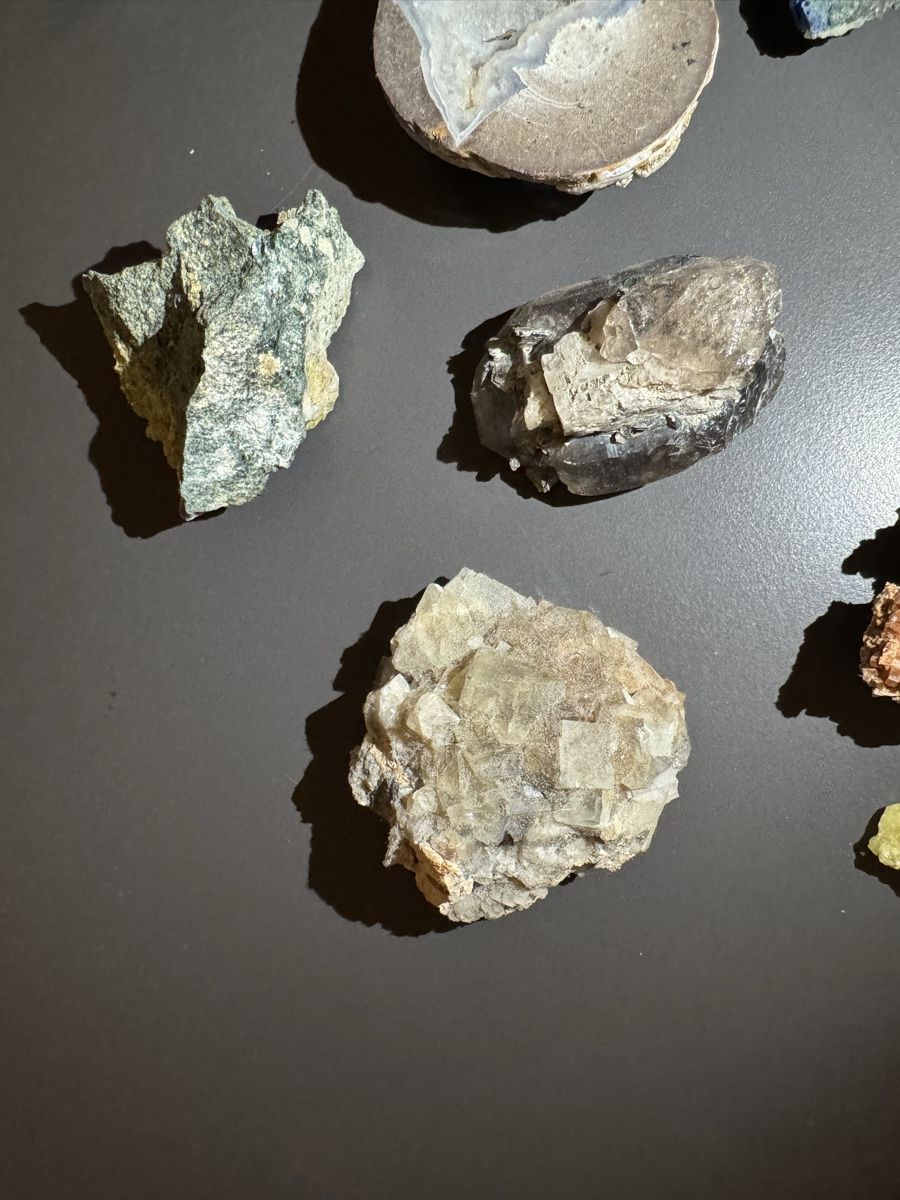 Minerali & Pietre curative: Schöne Mineraliensammlung – Usato da Zürich venduto da Porto_Cervo 3