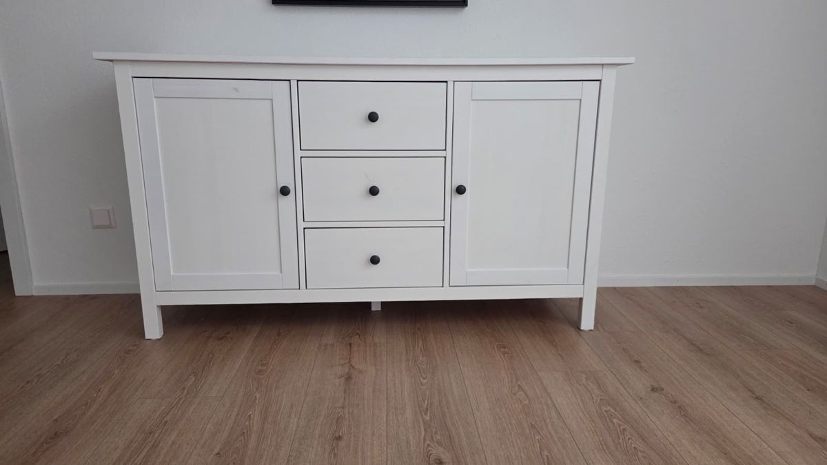 Commodes: IKEA HEMNES Sideboard weiss – D'occasion à Brunnen par blueberry888