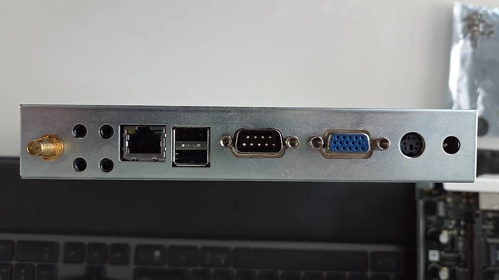 PC: PC Engines ALIX.1C Mini-ITX PC / Router inkl. Compex WLAN – Usato da Dietikon venduto da Lind05 1