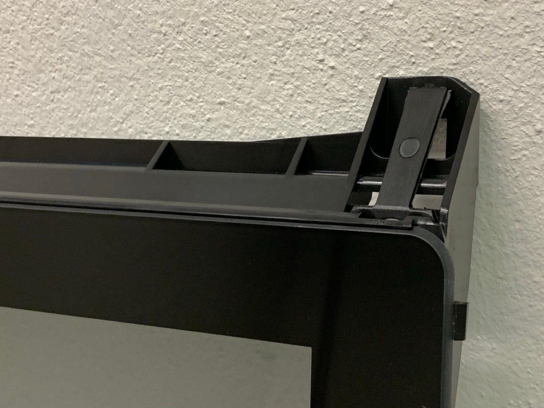 Bang & Olufsen Televisori: BeoVision 3-28 Frontscheibe NEU – Nuovo e nell'imballaggio originale da Hochdorf venduto da av-electronics 2