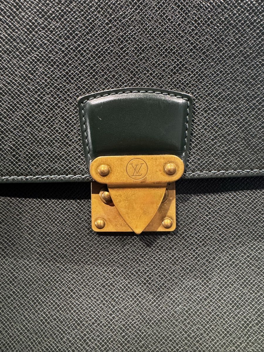 Louis Vuitton Valigie & Borse: Louis Vuitton Aktentasche – Usato da Liestal venduto da KLAG 1