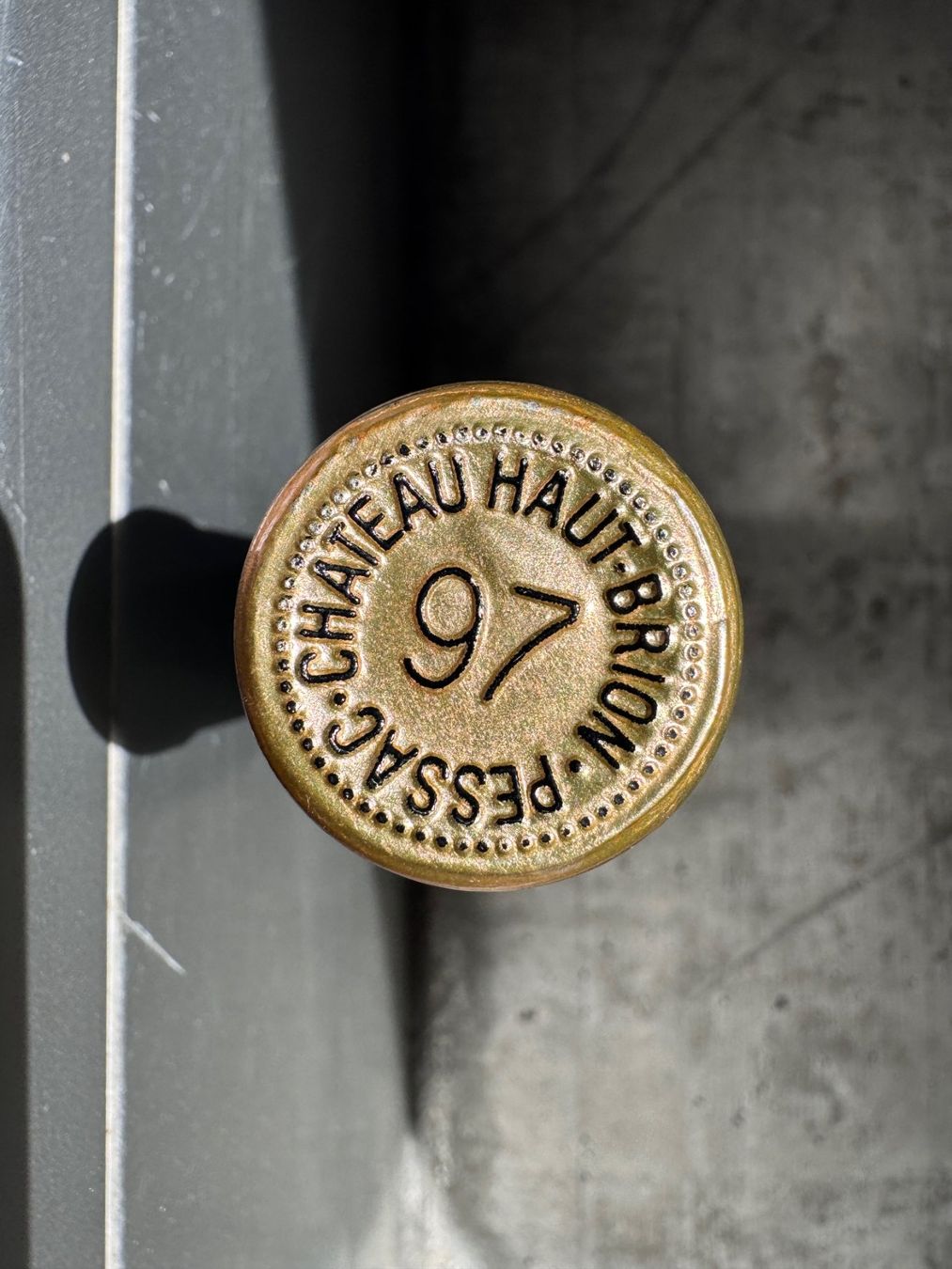 Haut-Brion Wein: CHATEAU HAUT-BRION 1997 PESSAC-LEOGNAN – Neu und originalverpackt aus Crans VS von wine-trader 2