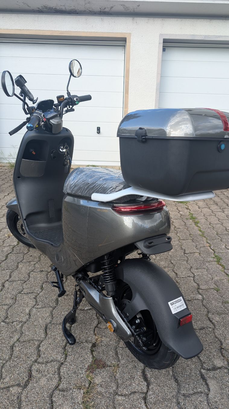 Scooter: New CityGo E-Scooter Grau – Nuovo e nell'imballaggio originale da Riehen venduto da Kicone 2