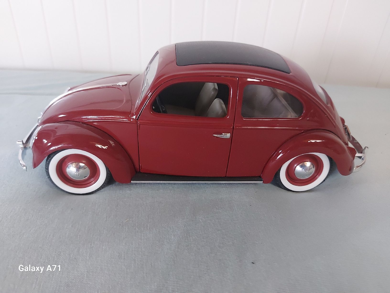 Volkswagen Modellini d'auto: 3 VW Käfer 1:18 – Usato da Rumisberg venduto da AaronRodgers81 2