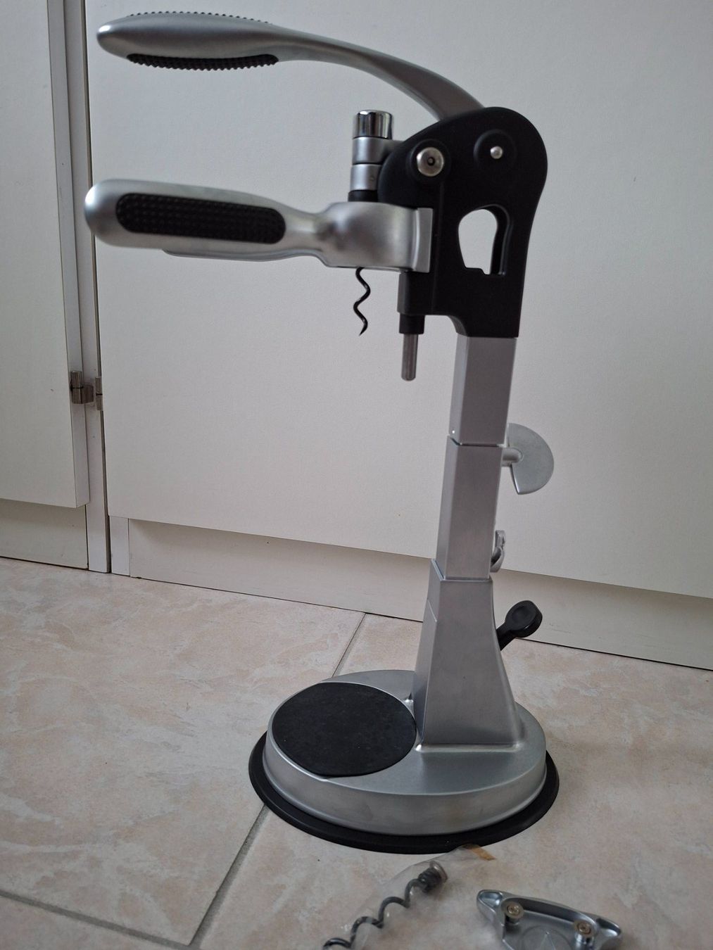 Tire-bouchons & Bouchons: Hebel Screwpull Zapfenzieher – D'occasion à Schattdorf par reimax