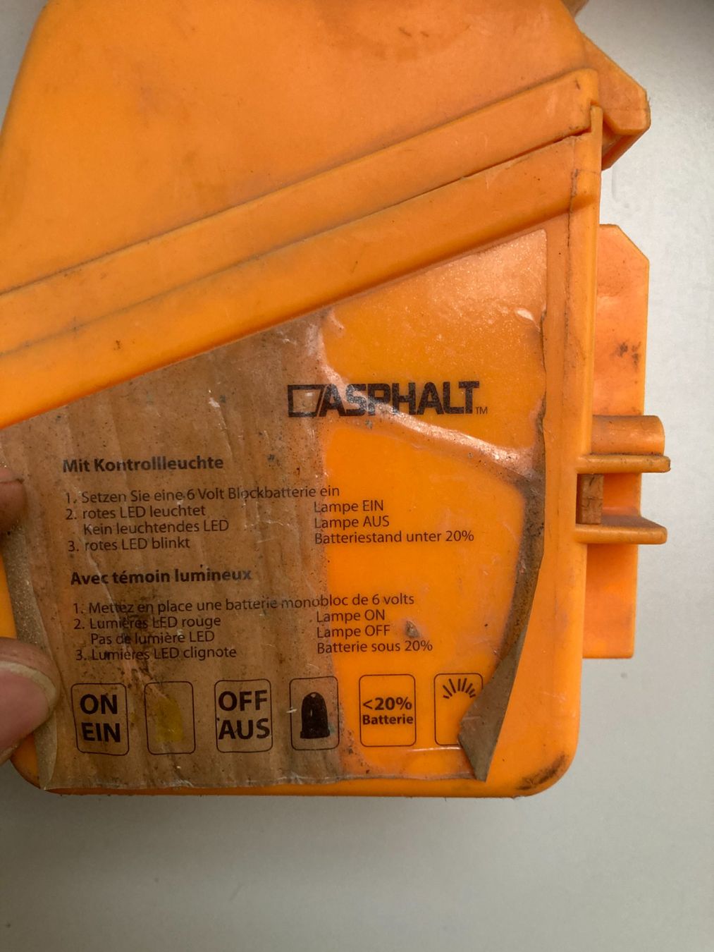 Lampen: Warnleuchte Baustellenlampe ASPHALT orange Batterie – Gebraucht aus Cham von WB2223 1