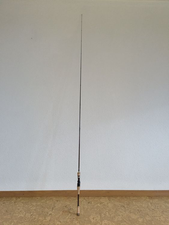 Hearty Rise Red Shadow Baitcastrute – 206 Cm, 2-teilig, Wurfgewicht 6-30g, Mit V-NET III Technologie