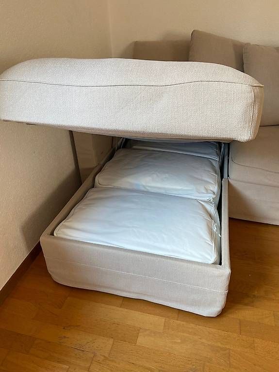 Ikea Divani: Canapé lit IKEA 4 places – Usato da Estavayer-le-Lac venduto da mig_f66g 1
