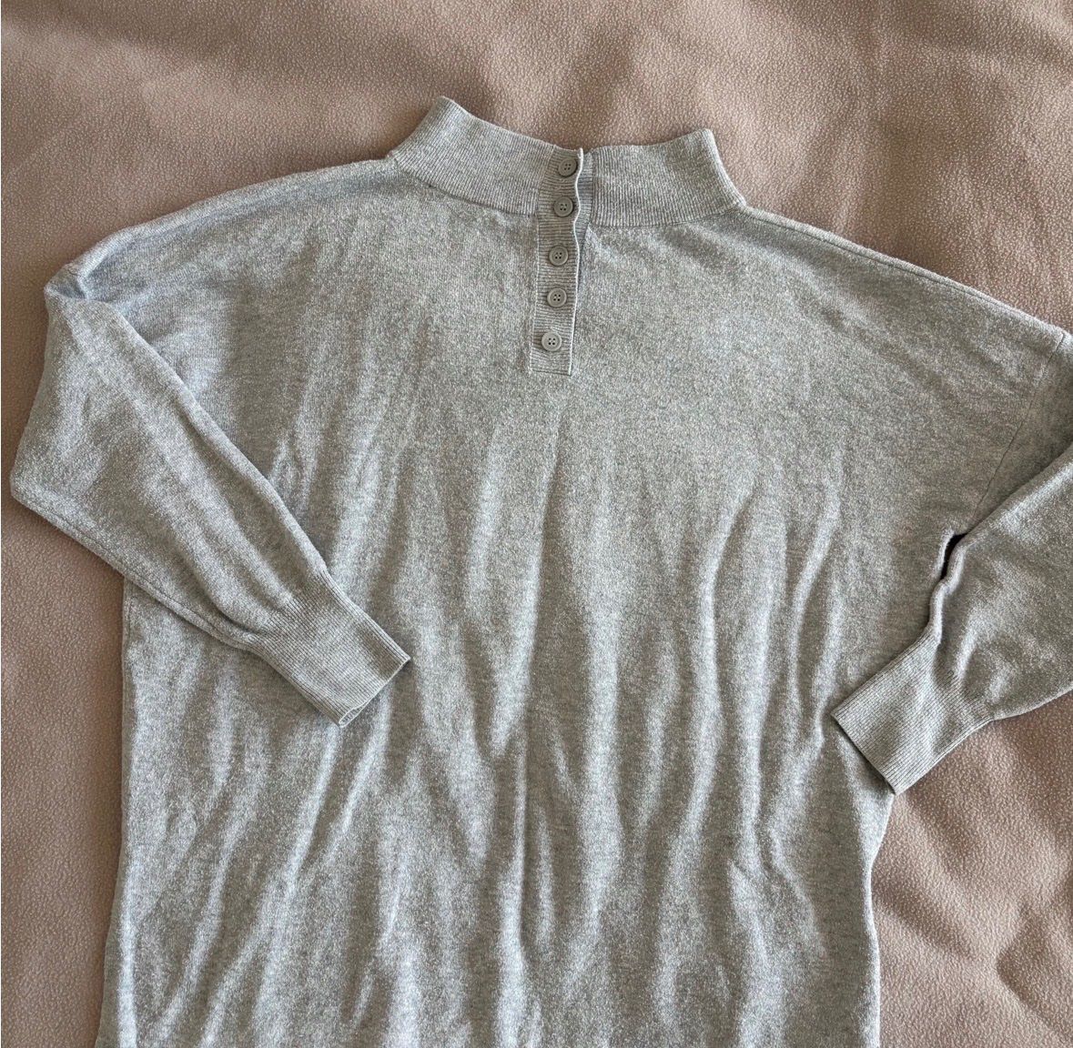 French Connection Maglioni & Felpe: French Connection Grey Mock Neck Sweater L – Usato da Montreux venduto da m.mlkstn 2