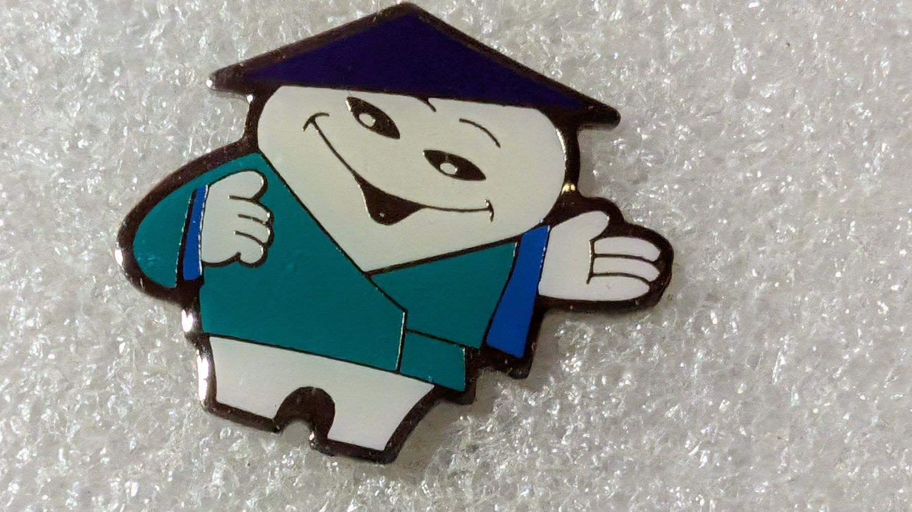 Placchette & Badge: Ansteckpin 216: Maga Bio – Usato da Oppligen venduto da Pin-Fall-Shop