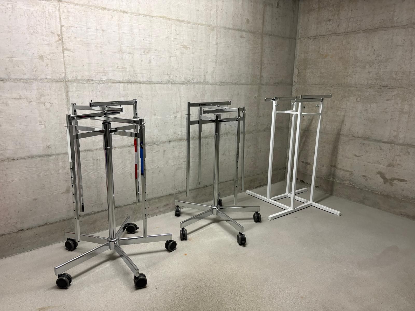 Altro in Decorazioni & Accessori: Kleiderständer – Usato da Bürglen TG venduto da Abaer 5