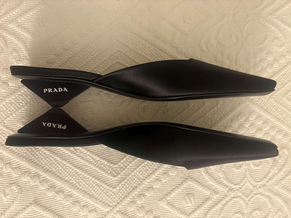 Prada Scarpe da donna: Prada satin slides 37 – Nuovo (secondo la descrizione) da Zürich venduto da ritzo1