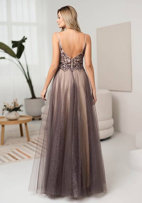 Vestiti: Abendkleid/ Bridemaidskleid  – Usato da Winterthur venduto da Anjarys 6