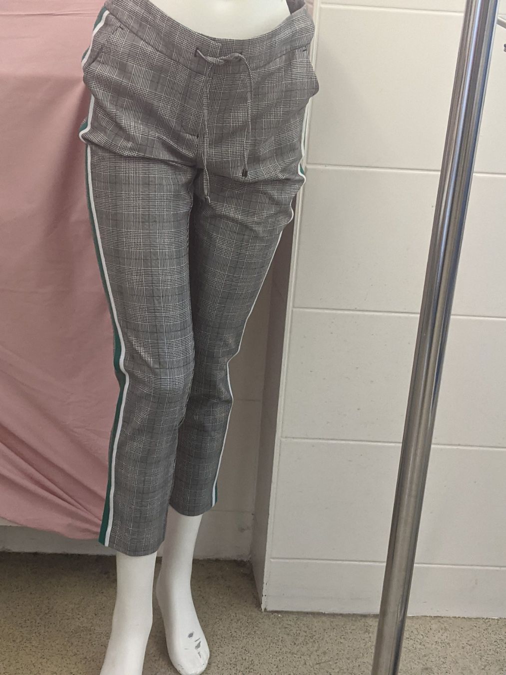 Comma Pantaloni: Damenhose GR 36 – Nuovo (secondo la descrizione) da Langnau am Albis venduto da Judithsebi 6