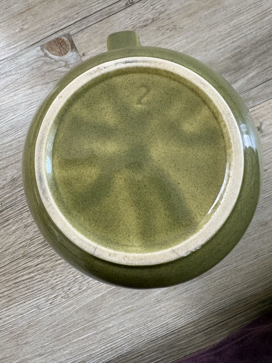 Rössler Caraffe: Pot - Pichet - Krug Rössler - olivgrün 2L – Usato da Zweisimmen venduto da Domii 4