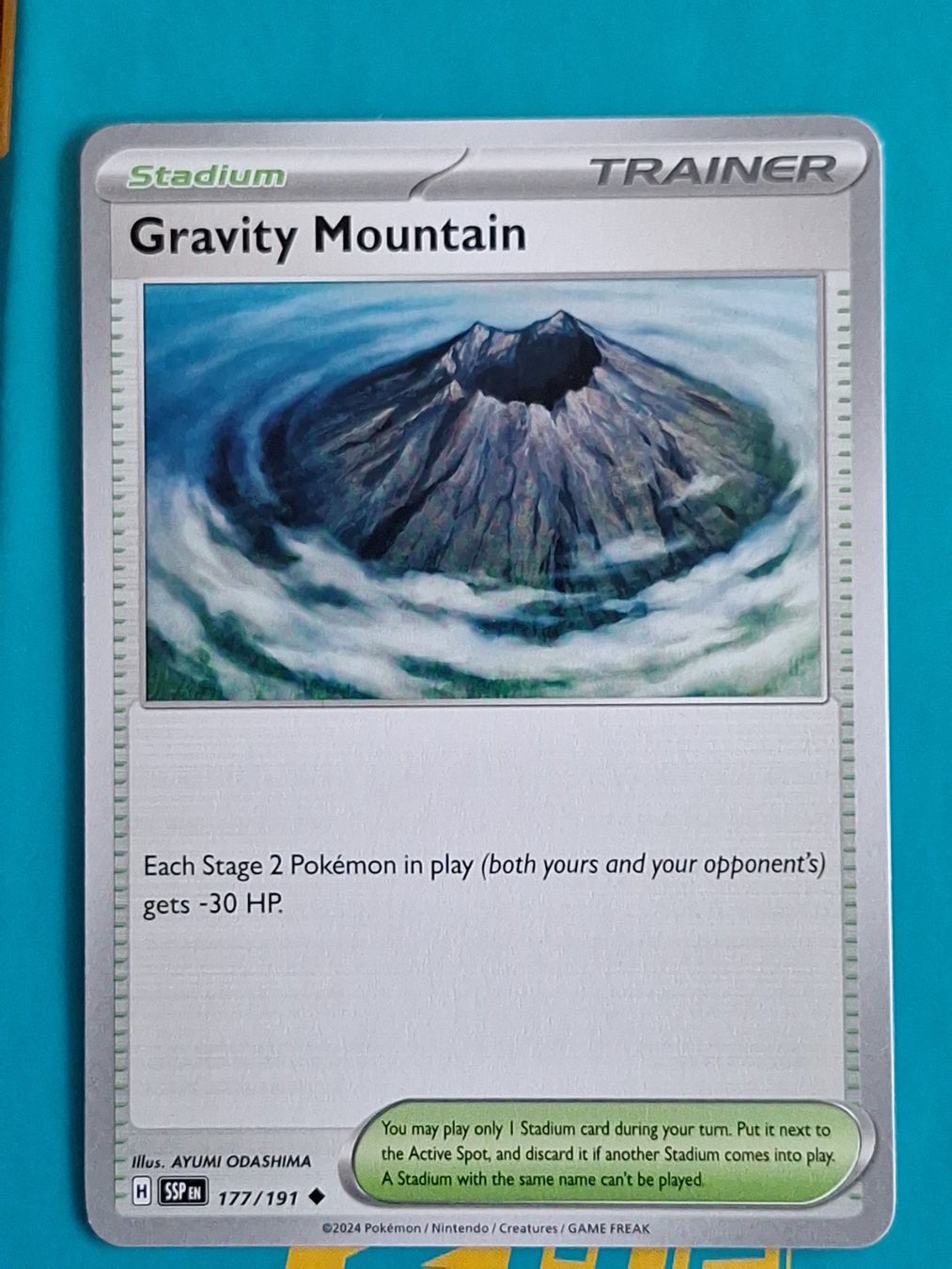 Pokémon Carte collezionabili: Gravity Mountain - Pokemon Surging Sparks – Usato da Altstätten SG venduto da GGsGameshop