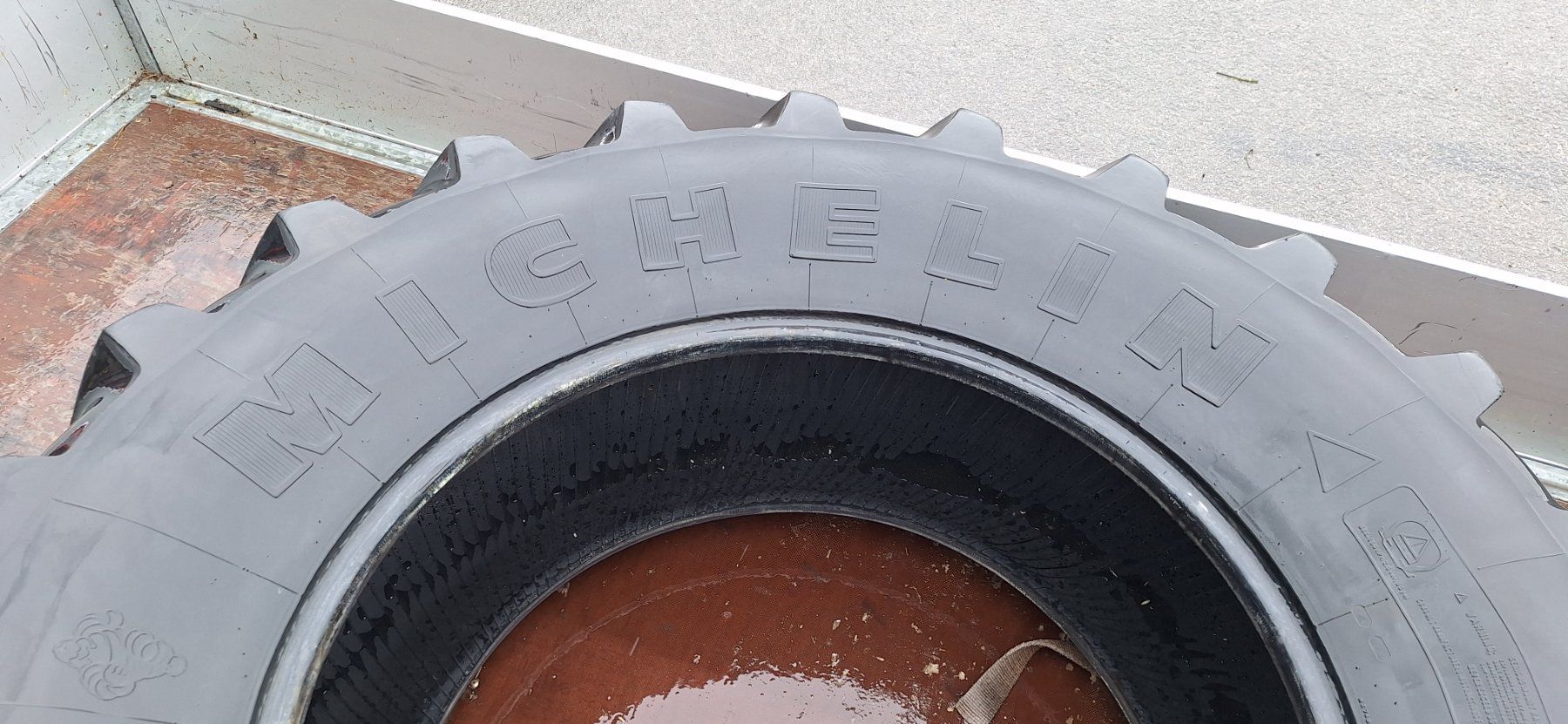 Michelin Pneumatici & Ruote complete: Michelin Reifen 650 65 38 – Difettoso da Steg im tösstal venduto da Subaruoldtimerspez.