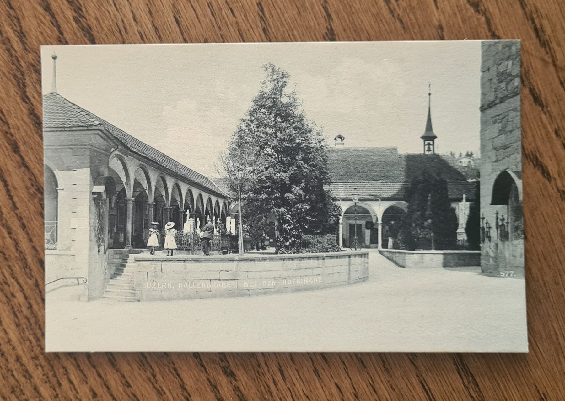 Cartoline postali: Gräberhallen Hofkirche Luzern – Usato da Ebikon venduto da Donar50