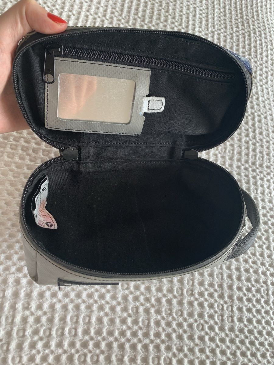 Freitag Custodie per cosmetici: FREITAG Toiletry Bag – Usato da Meilen venduto da Tulipanorosso 3