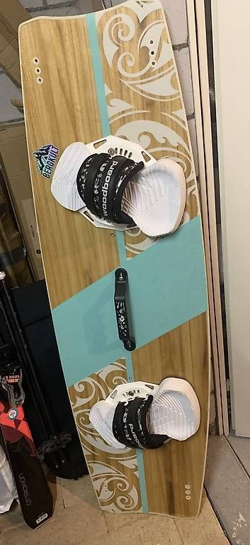 Surfboards & Schwimmbrette: Kiteboard Woodboard - Neu – Gebraucht aus Wädenswil von Tricelini 1