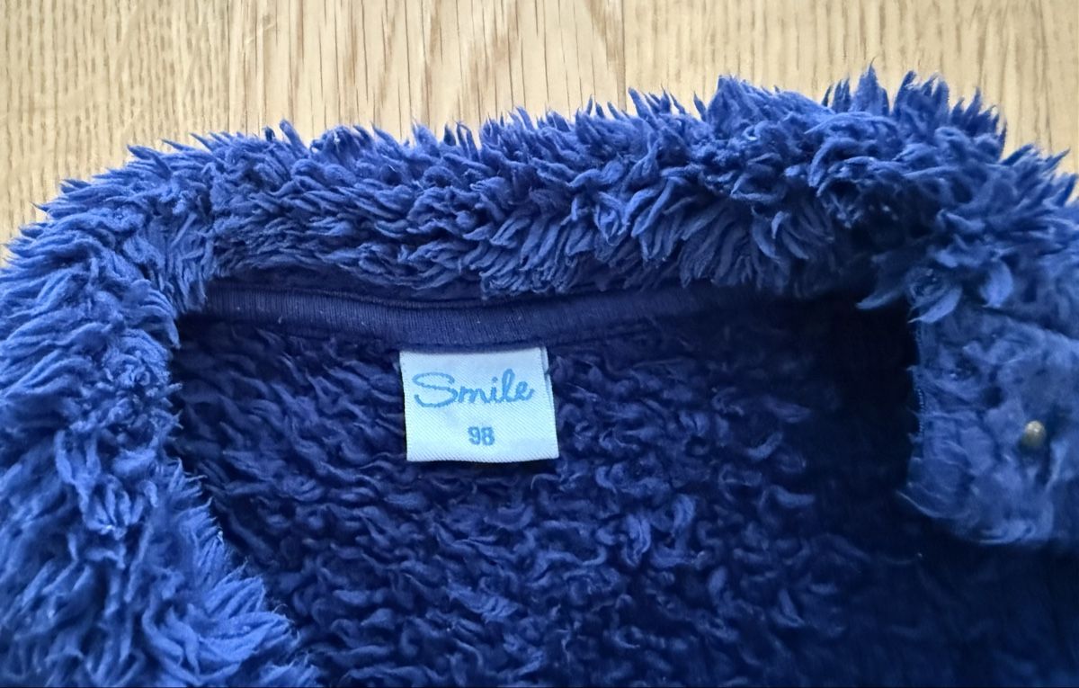 Maglioni & Felpe: Smile - Pull bleu chien, taille 98  – Usato da Genève venduto da valmath 2