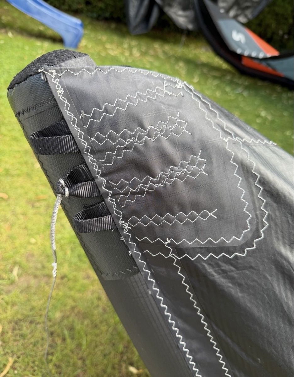 Slingshot Aquilone: Kite SLINGSHOT GHOST V4 in 12m2 – Nuovo (secondo la descrizione) da Winterthur venduto da greypanther 5