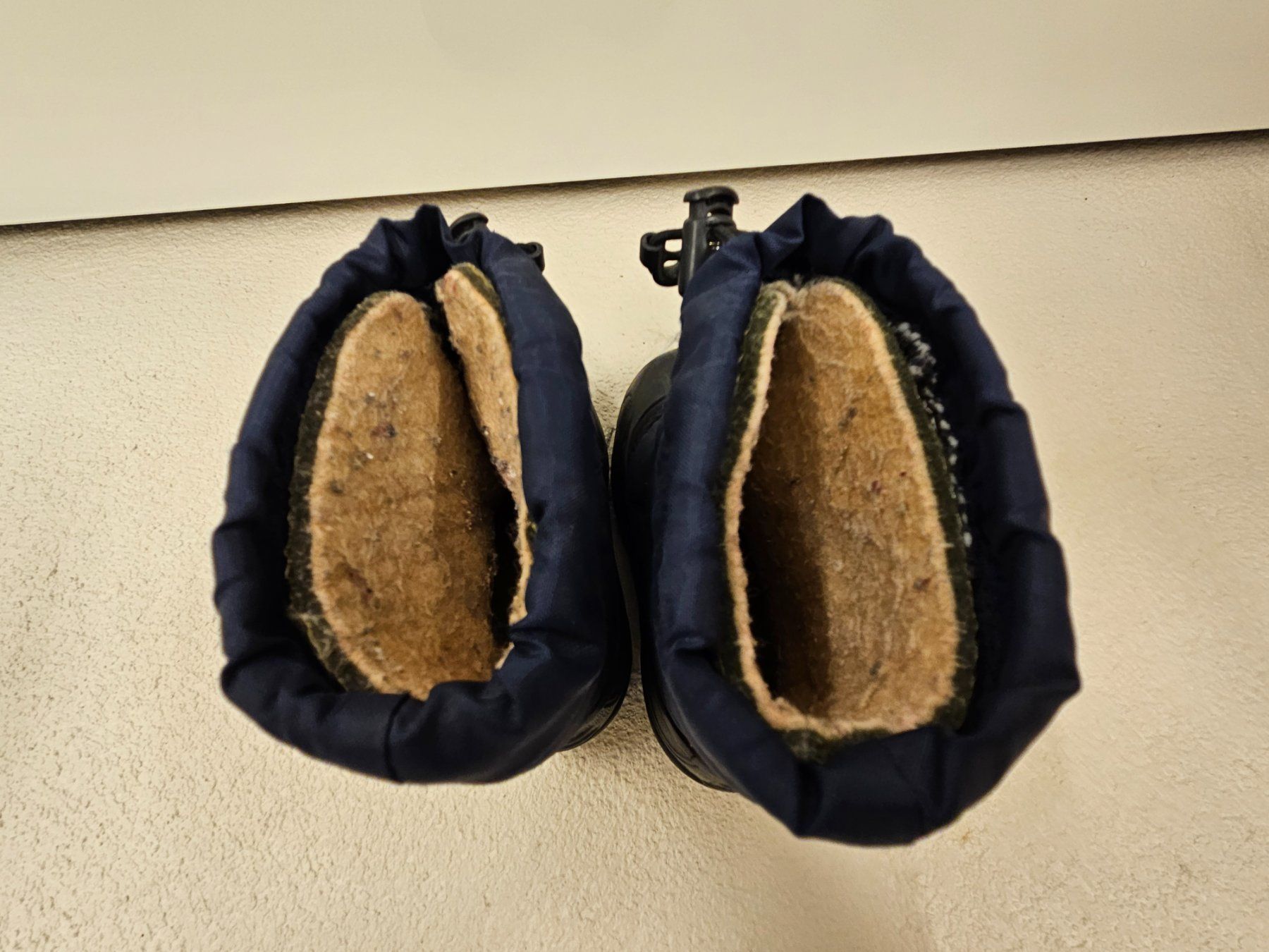 Scarpe per ragazzi: Kamik Winterstiefel Gr. 7 (Gr. 24) – Usato da Herrliberg venduto da Jummi 3