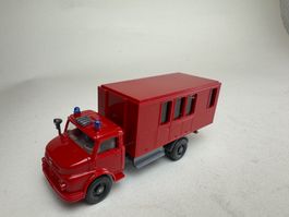 Wiking Mercedes Feuerwehr Absetzcontainer rot