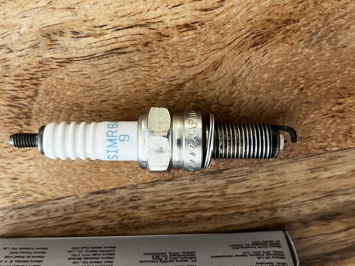 NGK Tutti i ricambio per moto: NGK IRIDIUM Zündkerze SIMR8A9 – Usato da Frauenkappelen venduto da jensitiger77 2