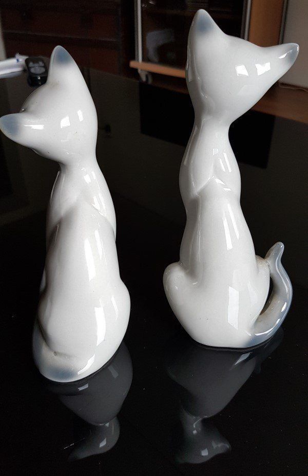 Statuette: 2 schöne Porzellan Katzen – Usato da Giswil venduto da online-Brockenhaus 2
