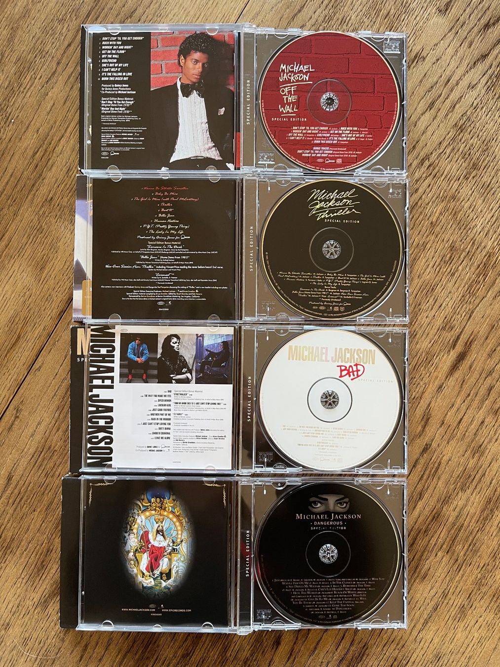CDs: Michael Jackson (4cd albums Special edition) – D'occasion à Vessy par  3