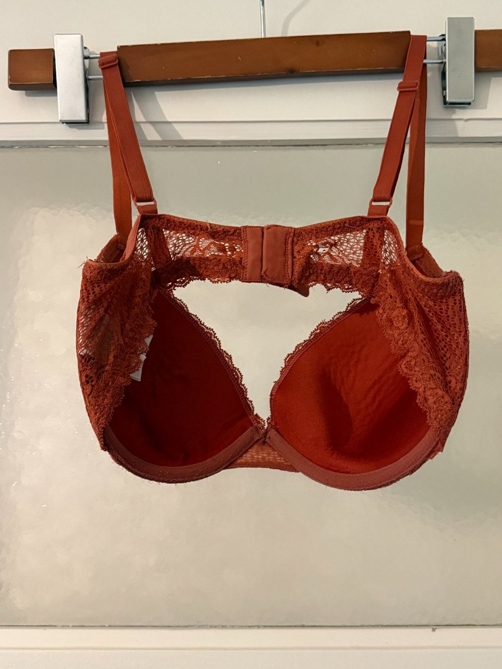 H&M Altra biancheria intima: H&M Damen BH Spitze Rostrot Grösse 85D – Usato da Basel venduto da zukk_ 2