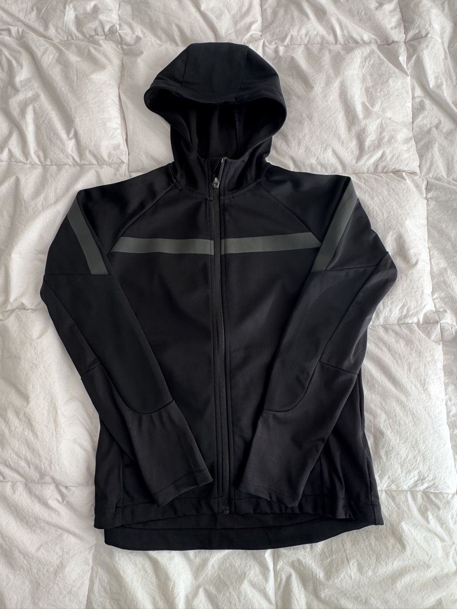 Giacche: Powerzone Hooded Jacket - Black – Nuovo (secondo la descrizione) da Zürich venduto da Tanja_G88