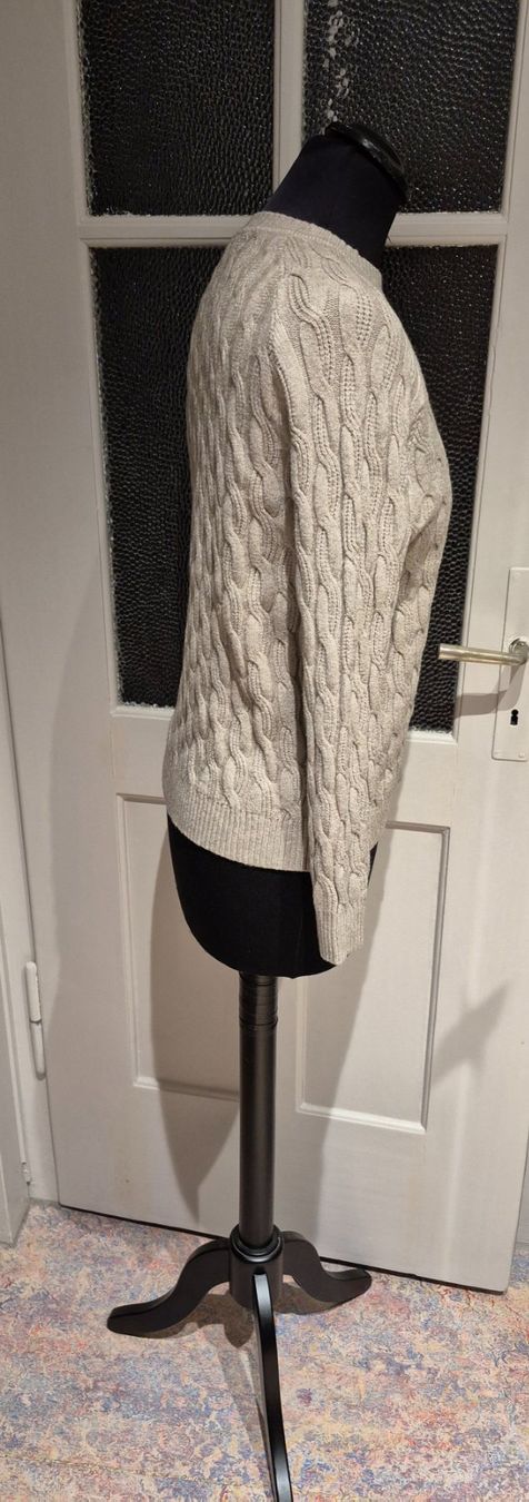 Top: Winter Strickpullover Zopfmuster Beige Grösse S Top! – Usato da Zürich venduto da Roberto040 3