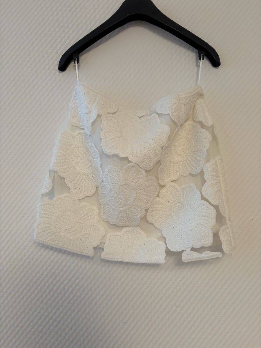 Zara Jupes: Sommerrock Zara mit Blumenmuster – Neuf (Voir description) à Basel par ew1_rp7f 1