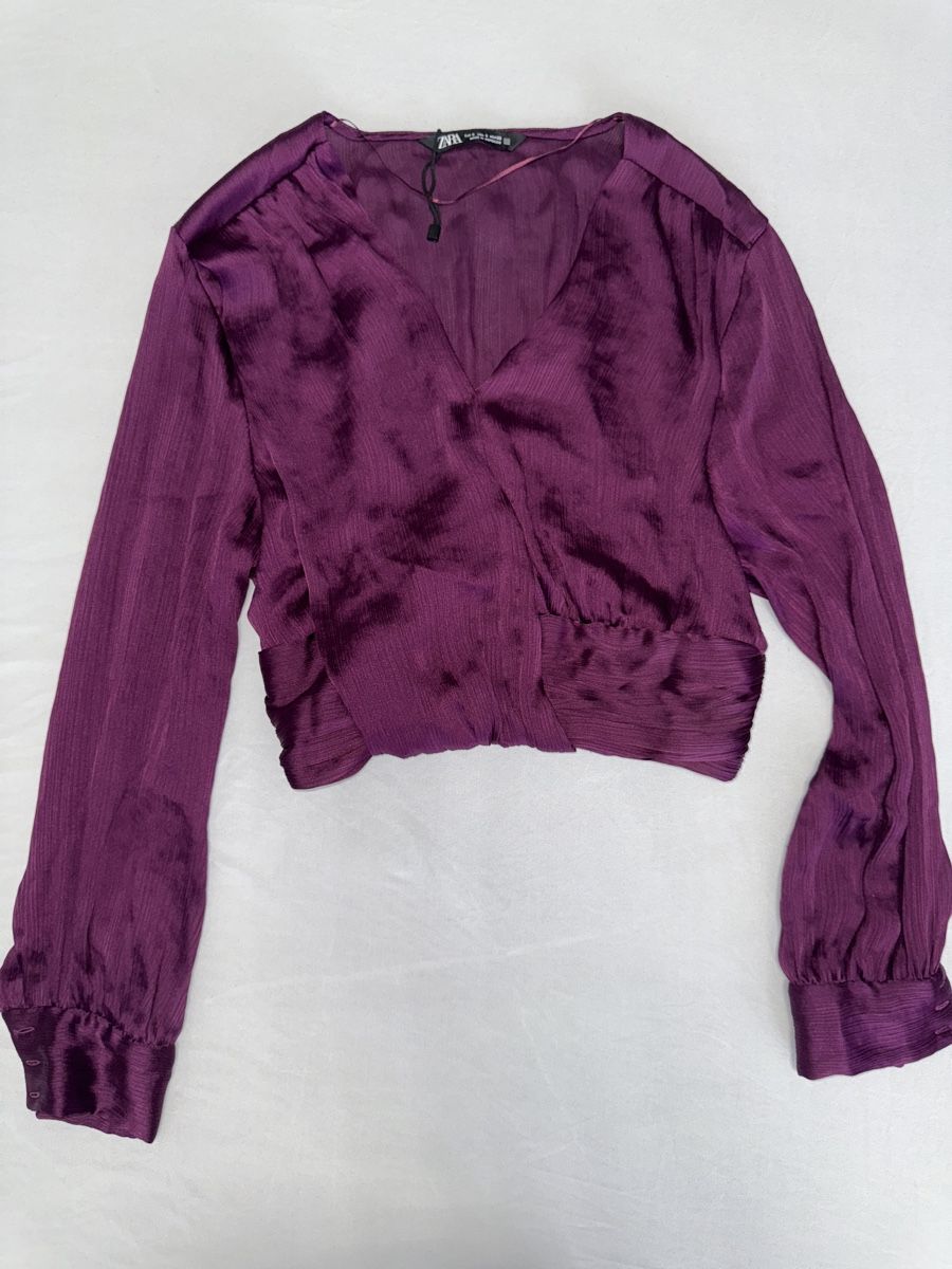 Zara Blusen: ZARA Damen Bluse lila Grösse S – Neu (gemäss Beschreibung) aus Winterthur von fij_f65r 1