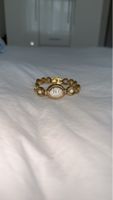 Damen Armbanduhr goldfarben mit Perlen gebraucht