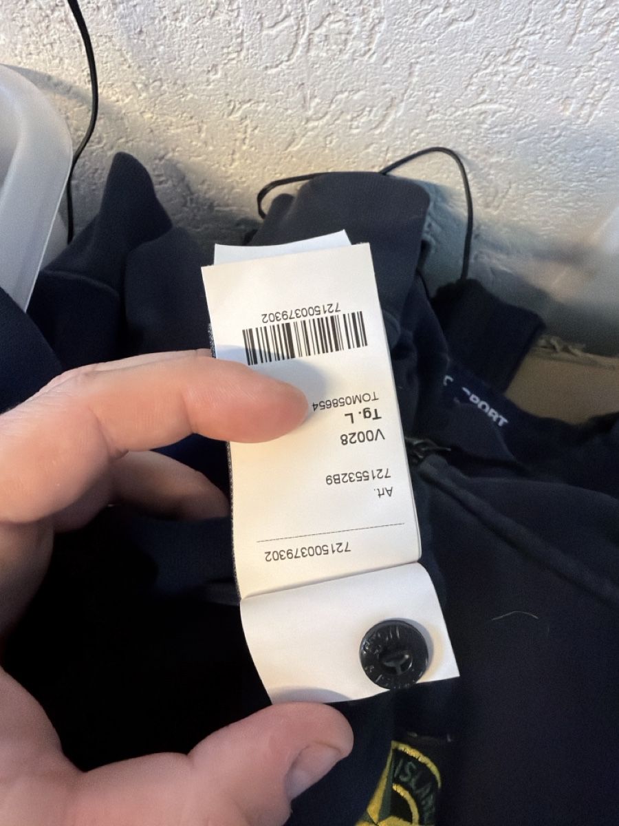 Stone Island Maglioni & Felpe: Pull Stone Island Bleu Marine Col Rond - L – Nuovo (secondo la descrizione) da Hauterive NE venduto da Leo_o 9