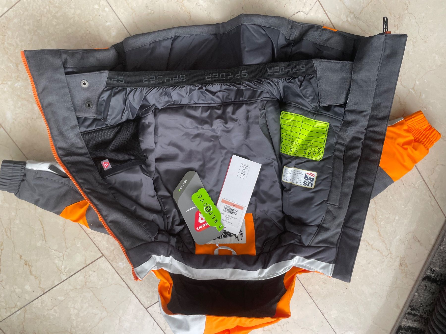 Spyder Giacche & Cappotti: Spyder Skijacke Winterjacke – Nuovo (secondo la descrizione) da Flüelen venduto da AU10 2