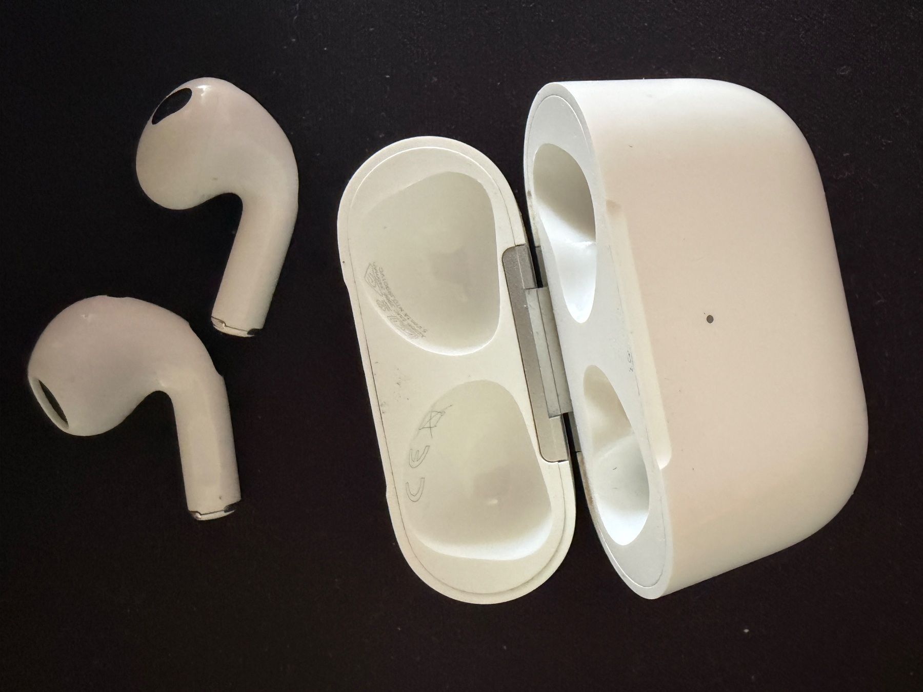 Apple Cuffie: Air Pods 3 – Usato da Zug venduto da hydropower 3