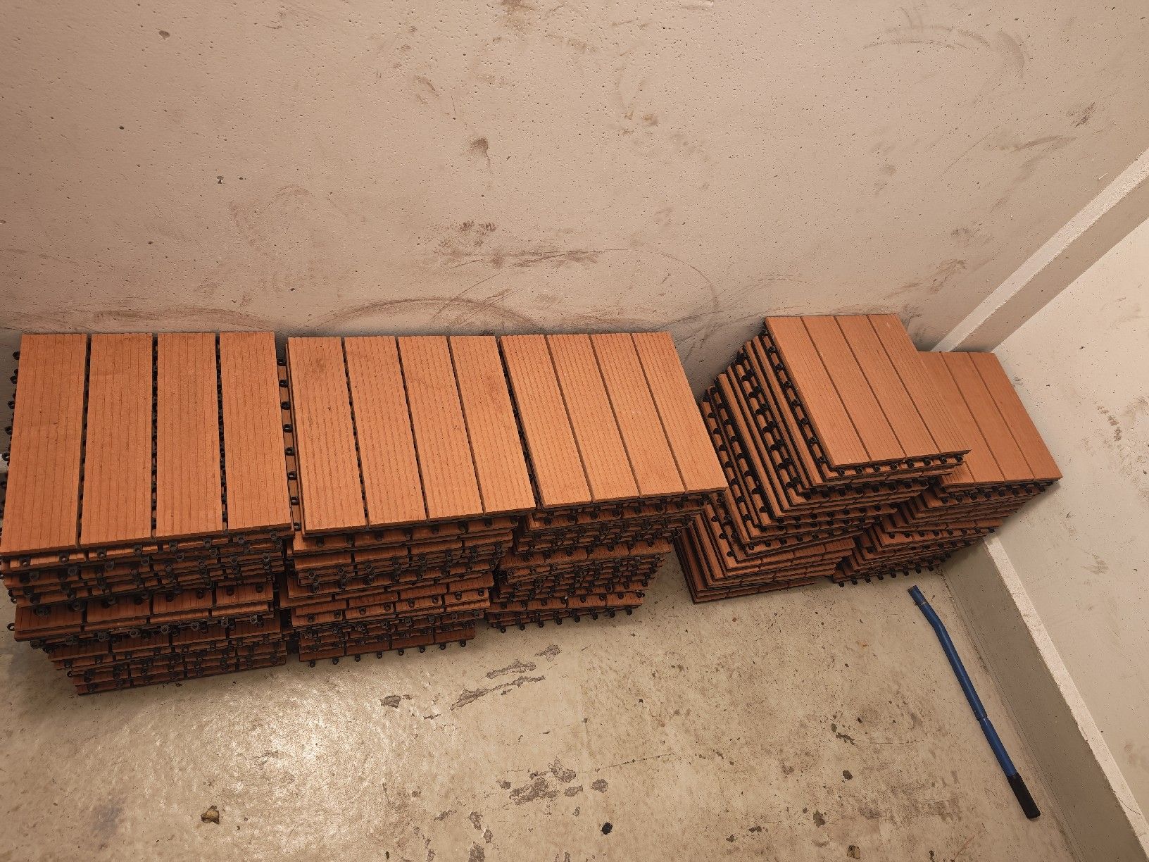 Revêtements de sol: Gartenbodenplatten Klicksystem WPC – D'occasion à Rafz par ptysman 2