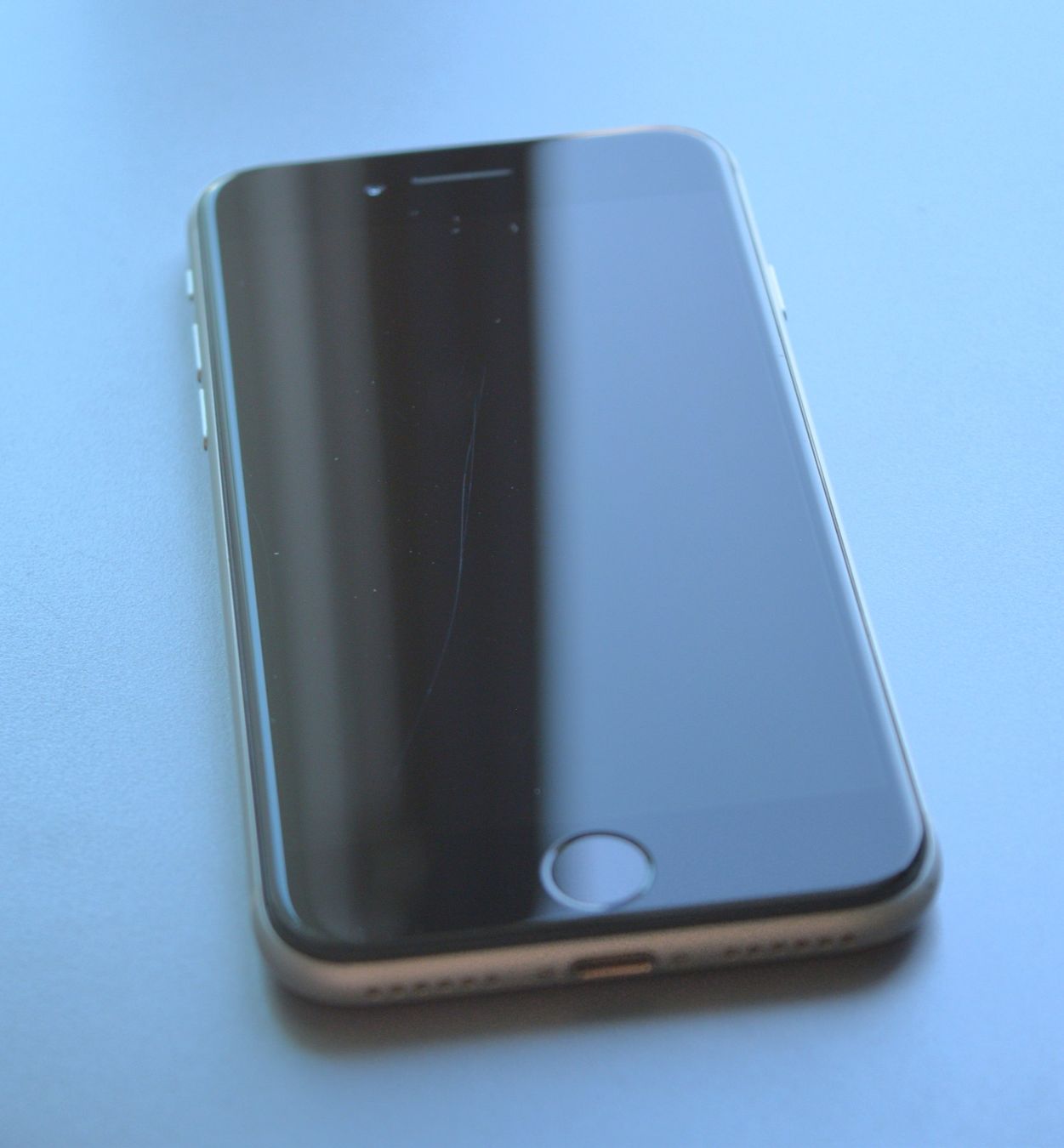 Apple Telefoni cellulari / Smartphones: iPhone SE 2020 64gb, 100% Akku – Usato da Pfäffikon SZ venduto da max_5ylc 5