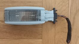 Lampe de courtoisie VW AUDI SEAT SKODA 3B0 947 113