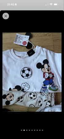 Disney Mickey Mouse Outfit, shorts and shirt, 9-12 months